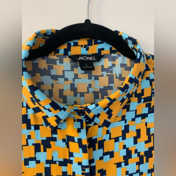 Monki Button Up Blouse - Picture 2 of 3